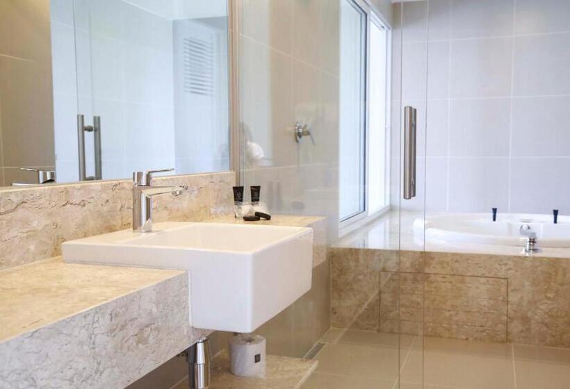 듀플렉스 스위트, Vitória Hotel Convention Paulínia