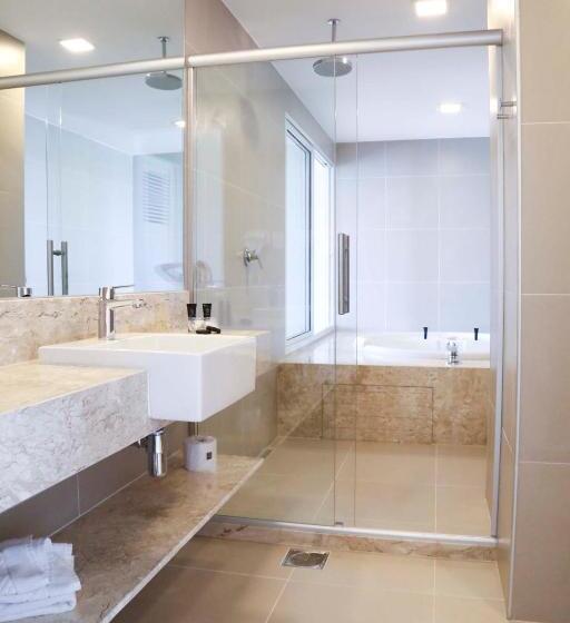 듀플렉스 스위트, Vitória Hotel Convention Paulínia