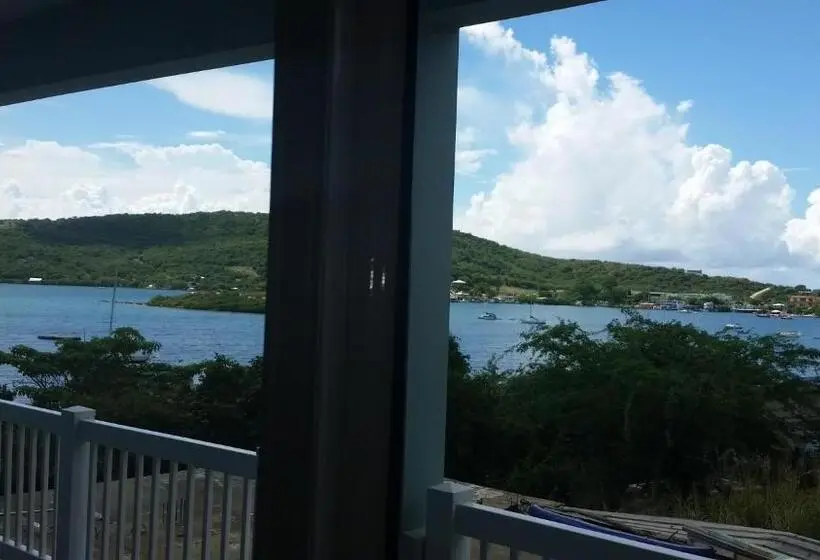 اتاق خانوادگی با چشمانداز دریا, Island Charm Culebra Studios & Suites Amazing Water Views From All 3 Apartments Located In Culebra