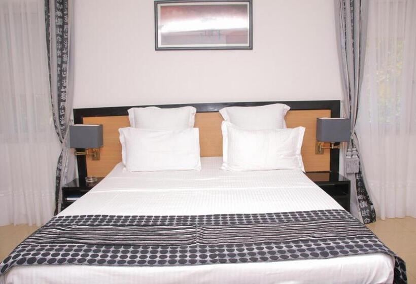 اتاق خانوادگی, Villa Perle Noire