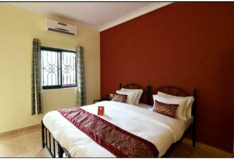 デラックスルーム, Friends Clubhouse 2 Near La Calypso