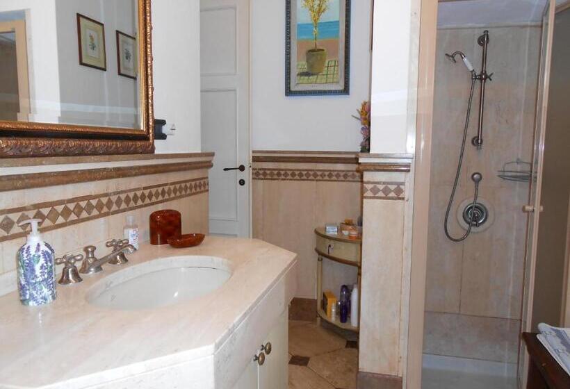 Standard room with outdoor bath, La Pieve Di Sant Andrea