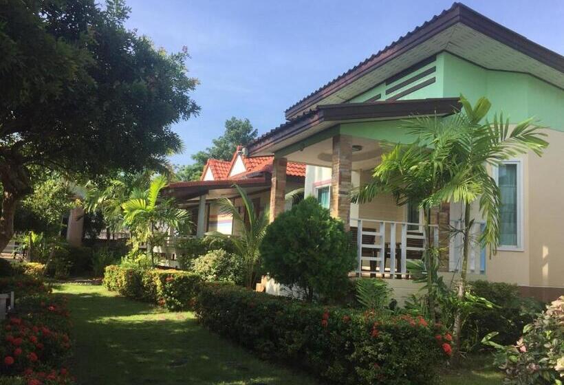 اتاق لوکس, ณดา เกาะล้าน รีสอร์ท