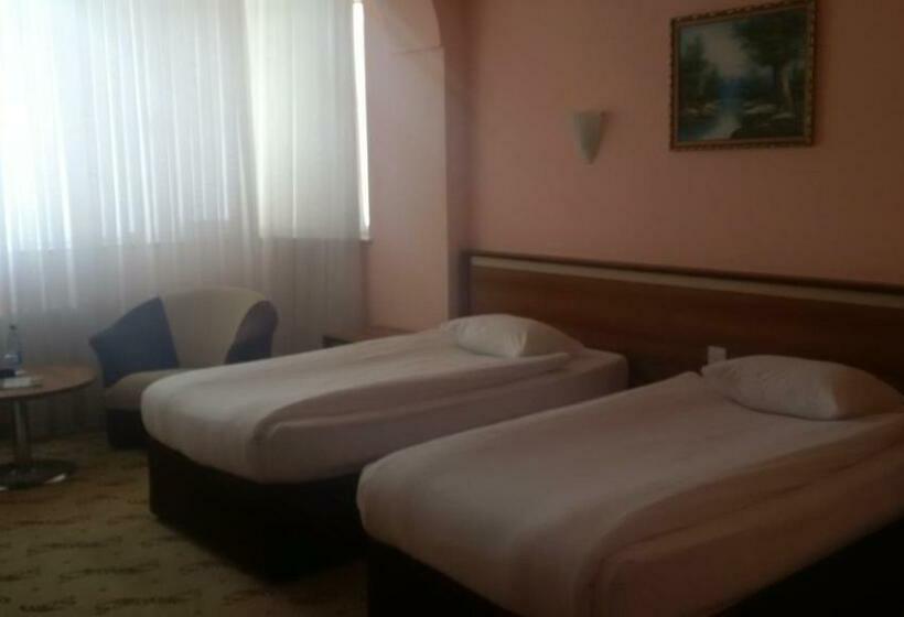 اتاق استاندارد, River Side