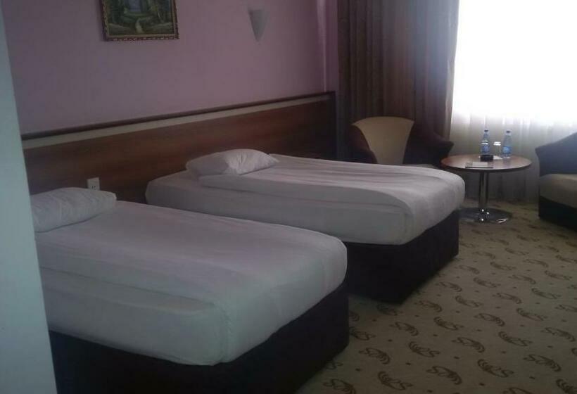 اتاق استاندارد با بالکن, River Side