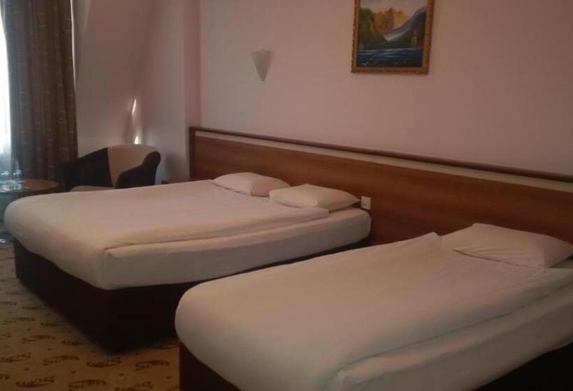 اتاق خانوادگی, River Side