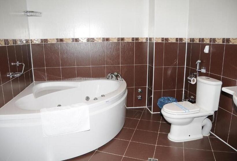 سوییت, River Side