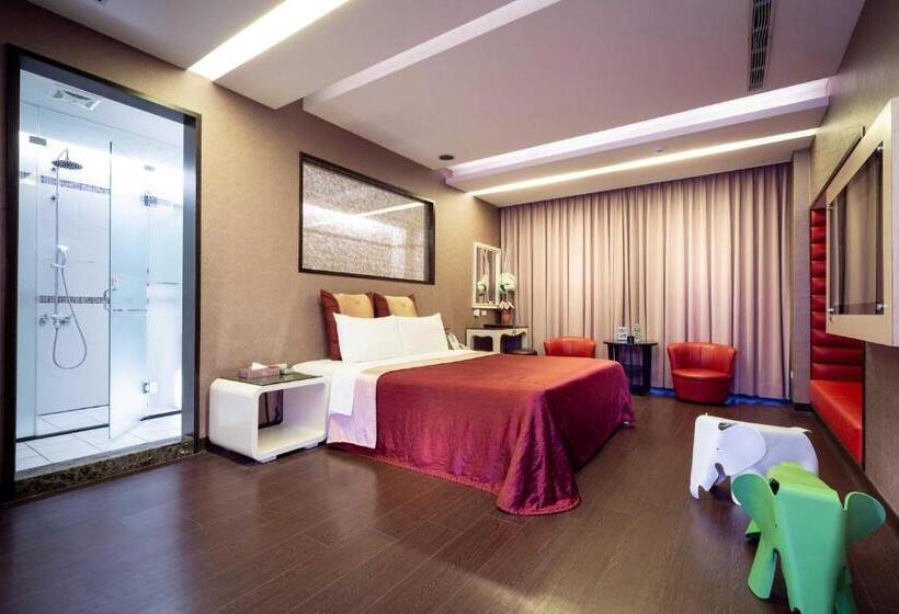 اتاق استاندارد با تخت دو نفره بزرگ, Only Love Motel