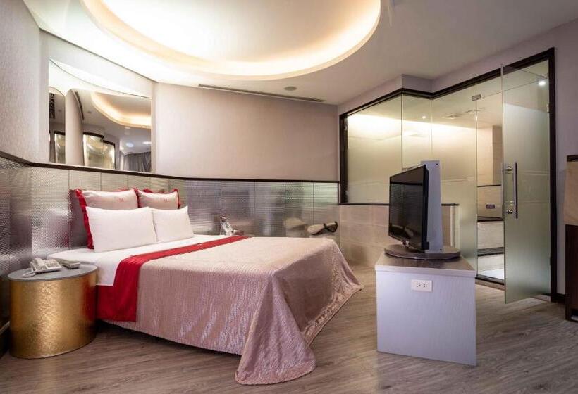 اتاق استاندارد با تخت دو نفره بزرگ, Only Love Motel