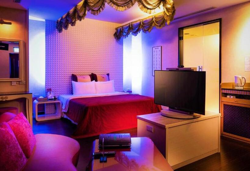 اتاق لوکس, Only Love Motel