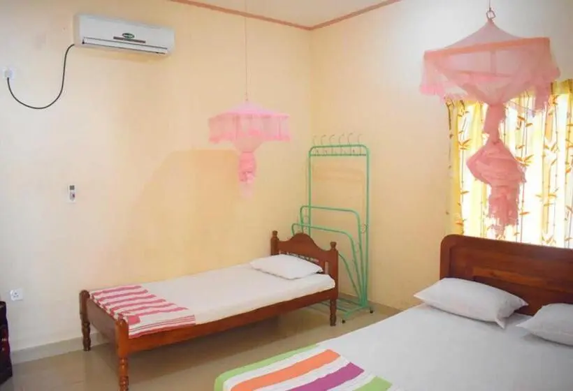Standard Kolmen Hengen Huone, Yaswi Guest House