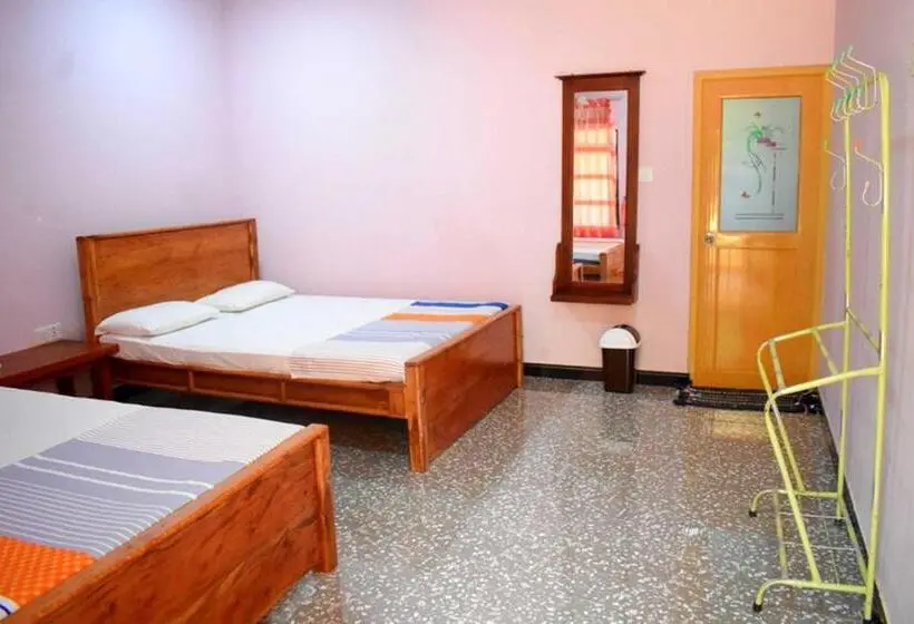 Perhehuone, Yaswi Guest House