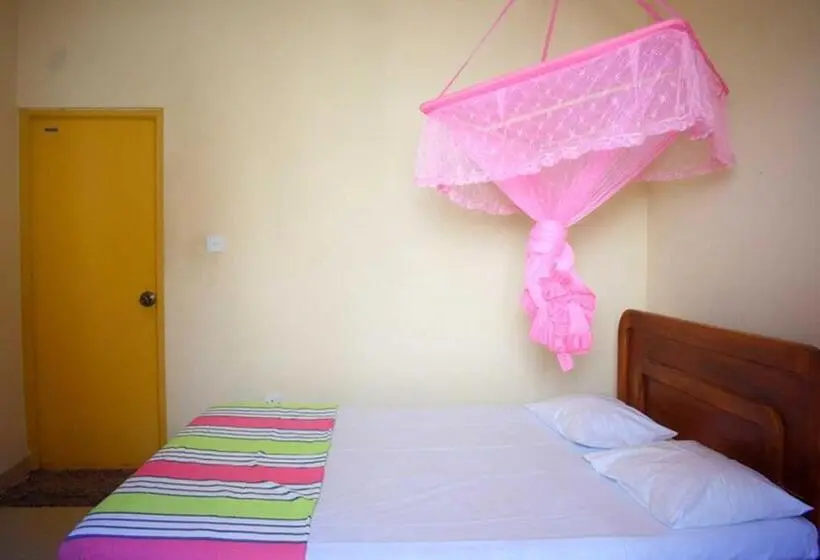 Economy-huone, Yaswi Guest House