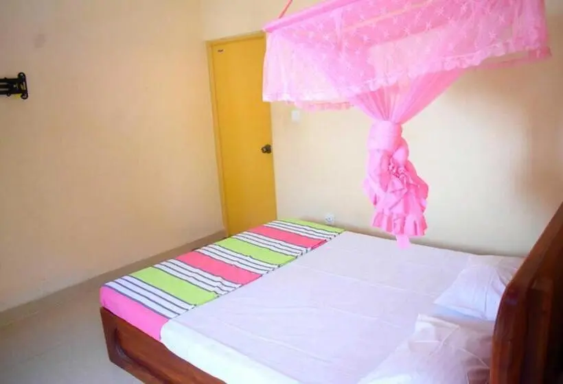 Economy-huone, Yaswi Guest House