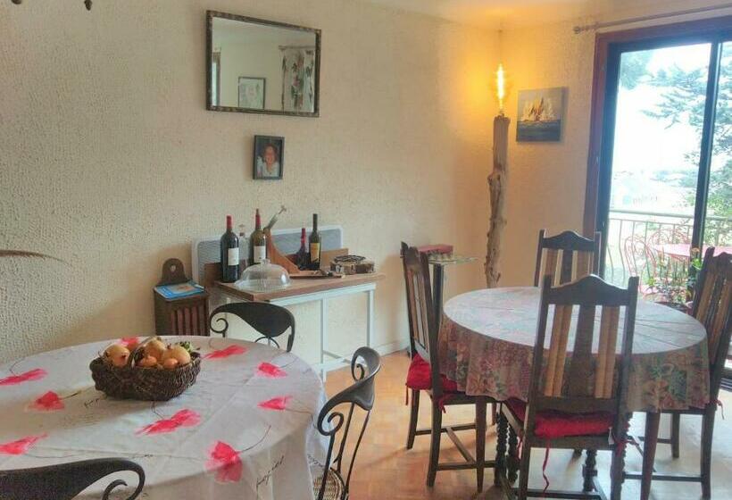 Номер Стандарт Вид на Море, Bed & Diner Les Terrasses De La Palme