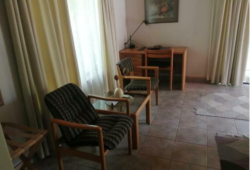 اتاق لوکس, Pension Palmquell