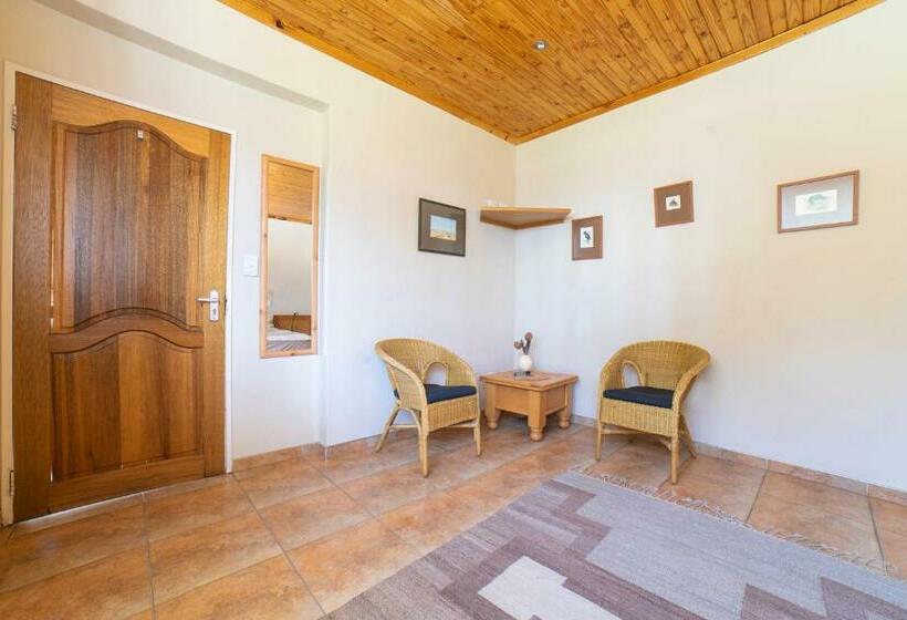 اتاق لوکس خانوادگی, Pension Palmquell