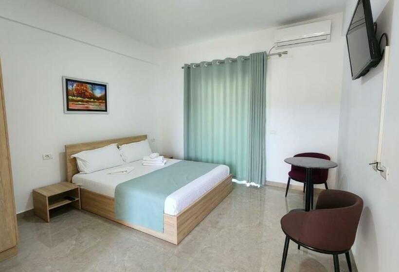 Balkonlu Standart Oda, Sweet