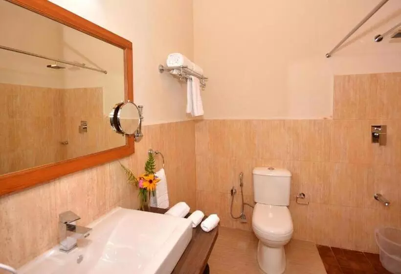 Chambre Supérieure, Blusalzz Escapade Anant Rasa