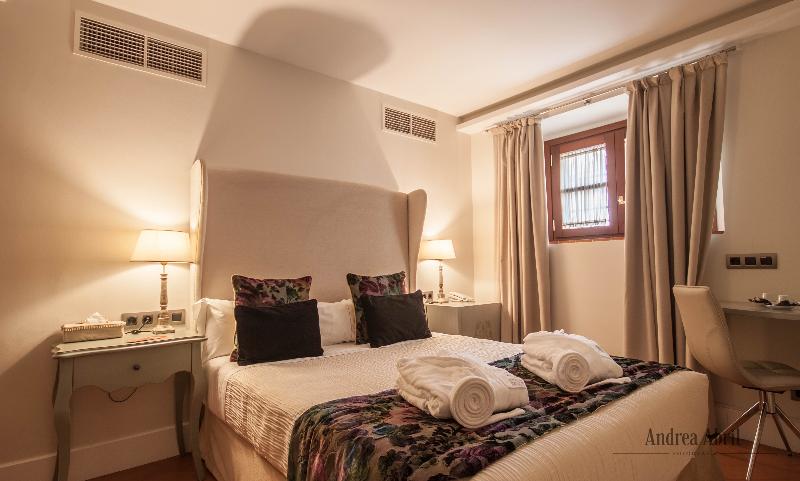 标准间, Grande Hotel Itaguaí