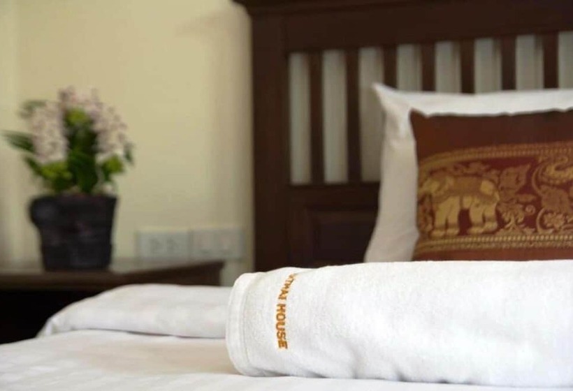 غرفة سوبيريور, Hathai House