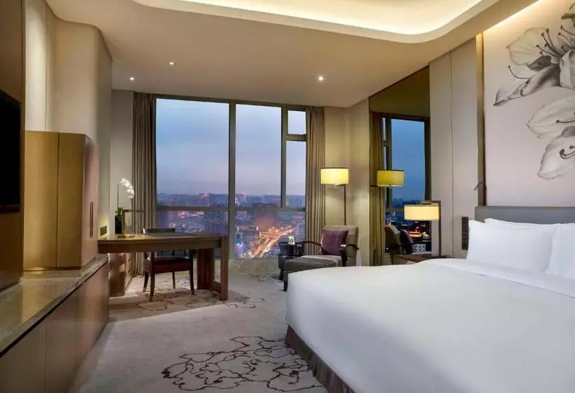 キングサイズベッドのデラックスルーム, Kempinski Hotel Changsha