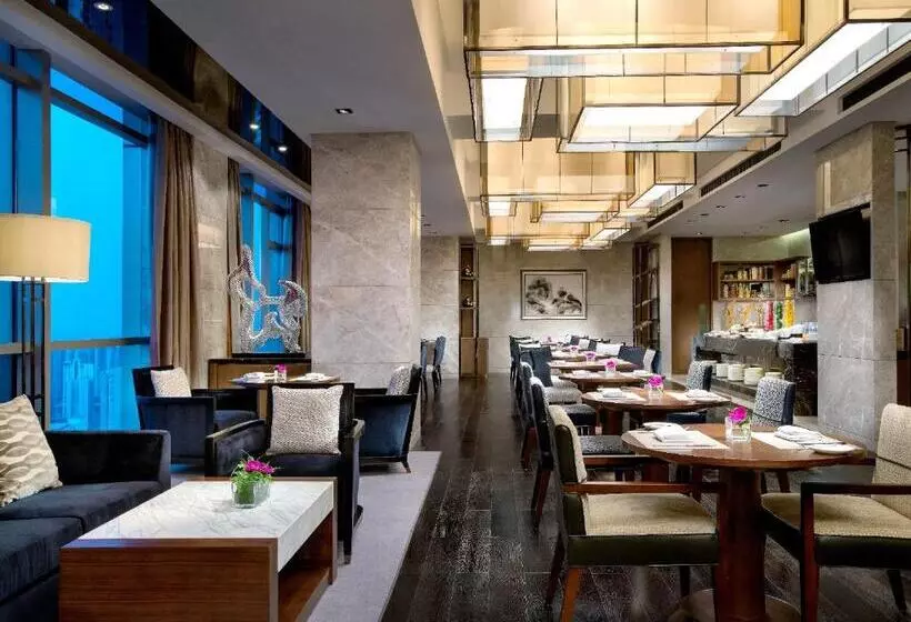 キングサイズベッドのエクゼクティブルーム, Kempinski Hotel Changsha