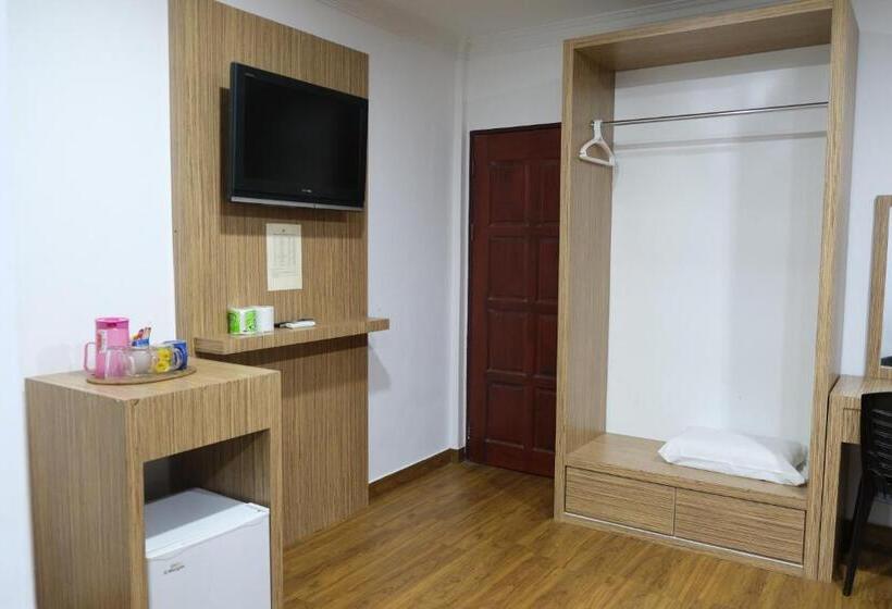 Трехместный Номер Superior, Landcons