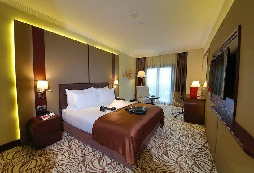 Junior Suite, Ramada By Wyndham Istanbul Merter