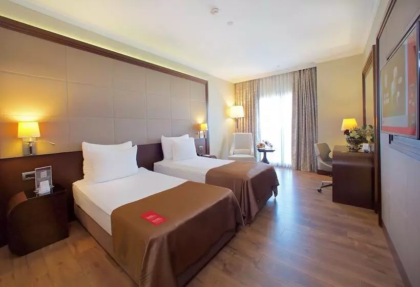 デラックスルーム, Ramada By Wyndham Istanbul Merter