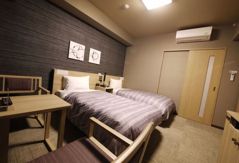 غرفة قياسية, Route Inn Wajima