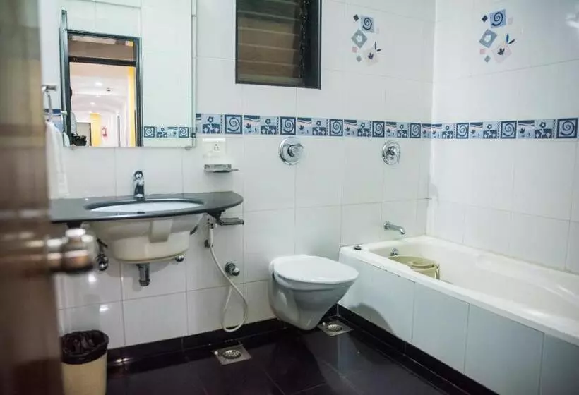 デラックスルーム, Super Townhouse Margao Near Railway Station Formerly Hotel Tanish
