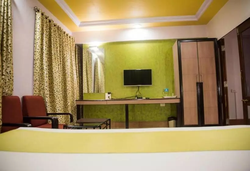 エクゼクティブスイート, Super Townhouse Margao Near Railway Station Formerly Hotel Tanish