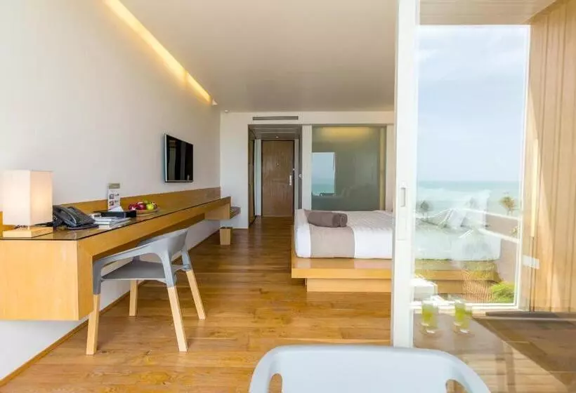 Deluxe Room Sea View