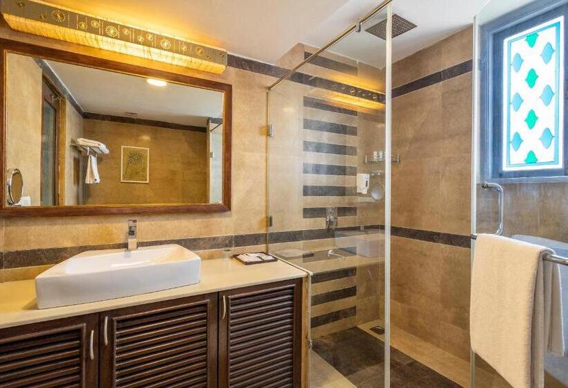 غرفة بريميوم مطلّة علي البحر, Varanda Do Mar