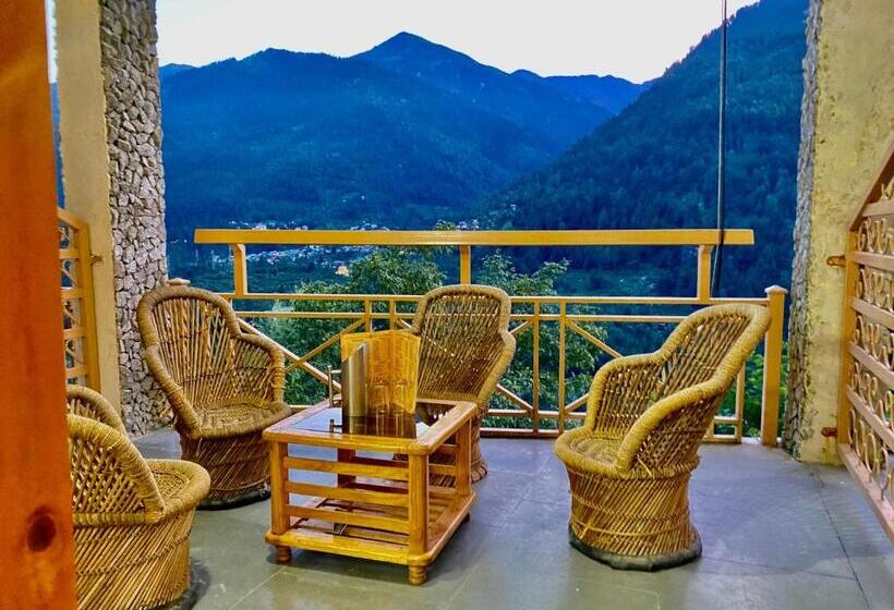 バルコニー付きデラックスルーム, Vashisht Valley