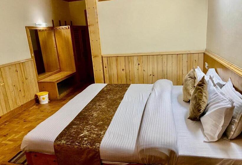 バルコニー付きデラックスルーム, Vashisht Valley