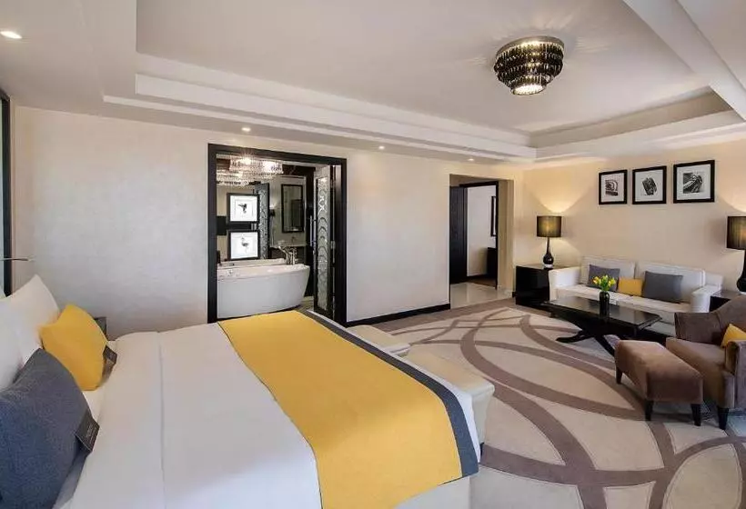 ロイヤルスイート２ベッドルーム, Voco   Riyadh, An Ihg Hotel   فندق فوكو الرياض, احدى فنادق مجموعة إنتركونتيننتال
