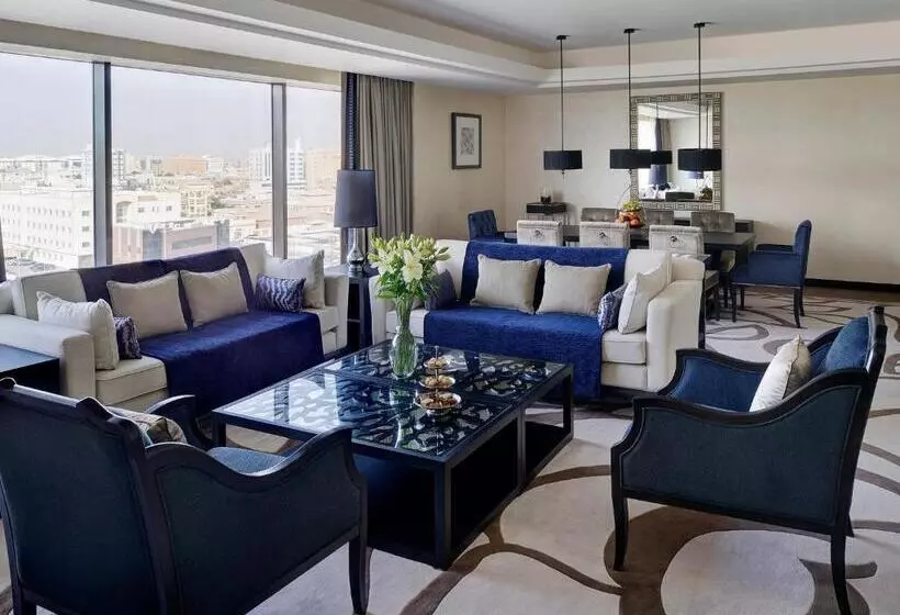 ロイヤルスイート２ベッドルーム, Voco   Riyadh, An Ihg Hotel   فندق فوكو الرياض, احدى فنادق مجموعة إنتركونتيننتال