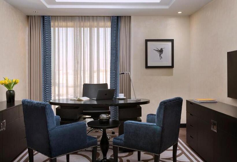 2 베드룸 로얄 스위트, Voco Riyadh, An Ihg Hotel فندق فوكو الرياض, احدى فنادق مجموعة إنتركونتيننتال