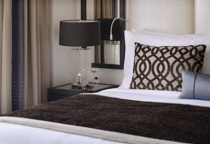 디럭스 룸, Voco Riyadh, An Ihg Hotel فندق فوكو الرياض, احدى فنادق مجموعة إنتركونتيننتال