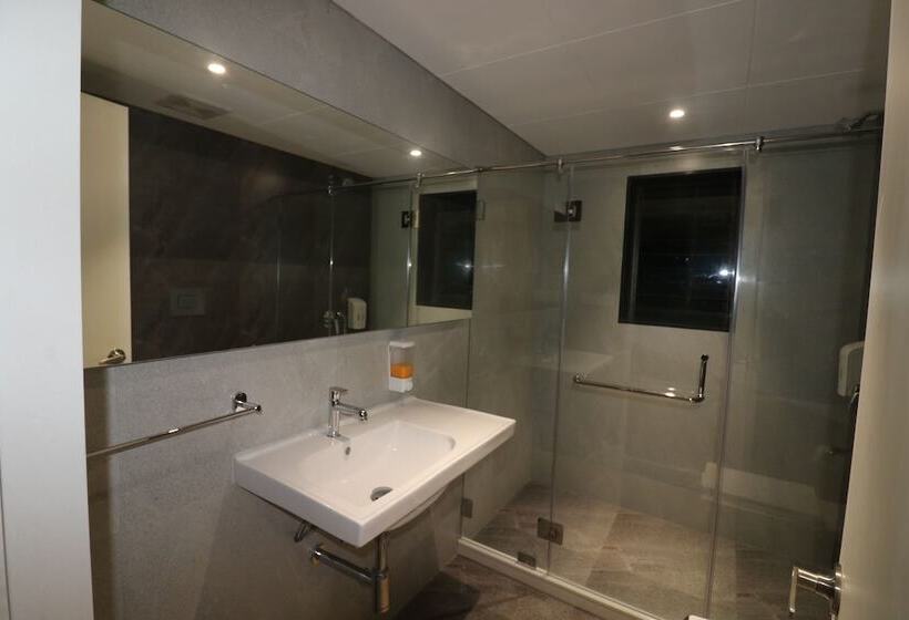 דירת אקזקיוטיב, חדר שינה 1, Abhishek Beach Resort & Spa