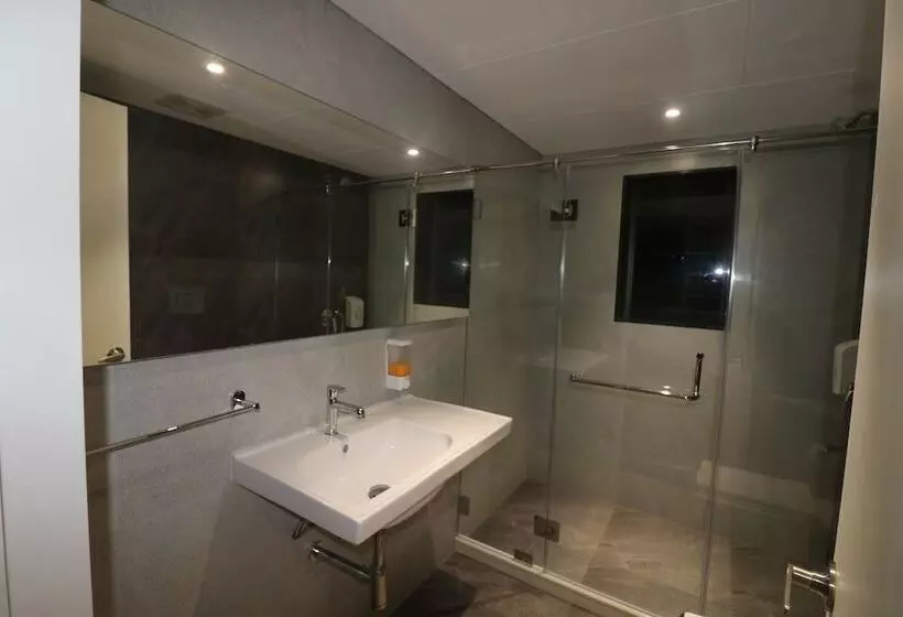一ベッドルームエクゼクティブアパートメント, Abhishek Beach Resort & Spa