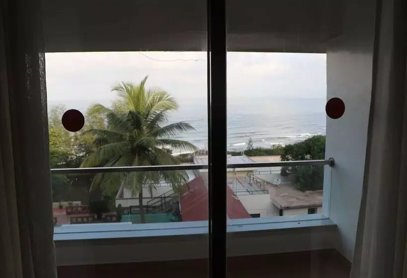 一ベッドルームエクゼクティブアパートメント, Abhishek Beach Resort & Spa