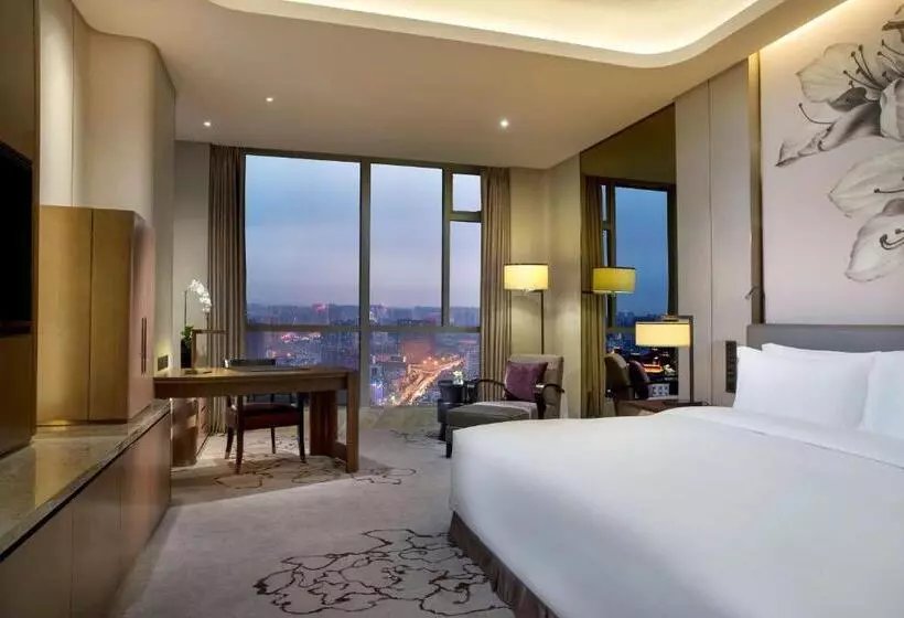 キングサイズベッドのデラックスルーム, Kempinski Hotel Changsha