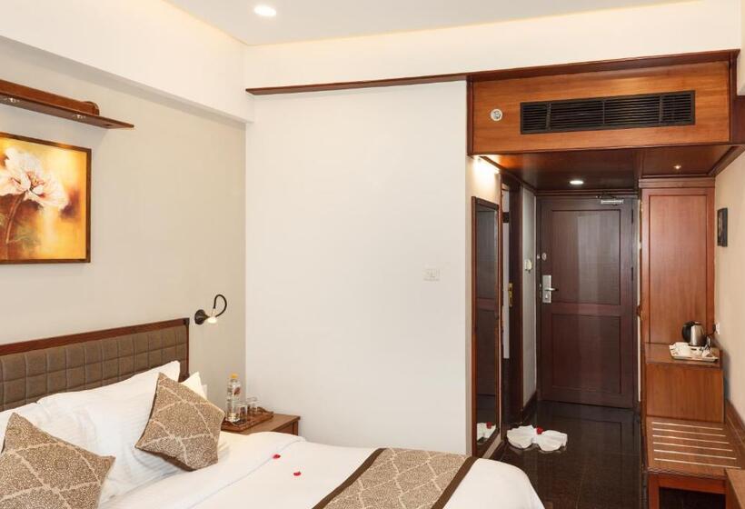 디럭스 룸, Keys Select By Lemon Tree Hotels, Malabar Gate, Kozhikode