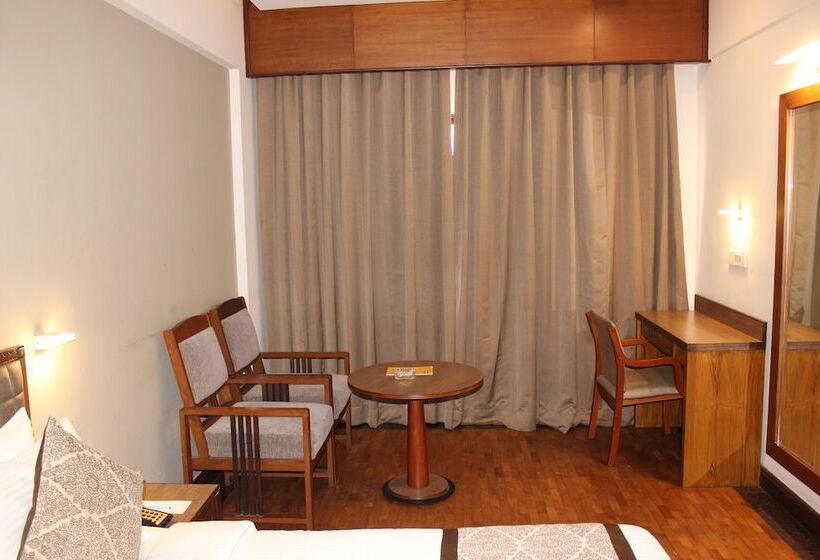 프리미엄 룸, Keys Select By Lemon Tree Hotels, Malabar Gate, Kozhikode