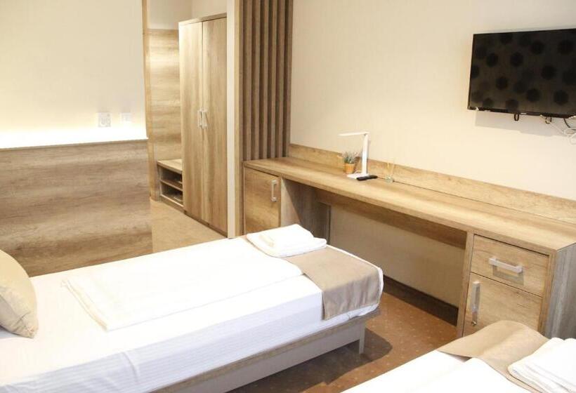 اتاق استاندارد, Student Hotel Mostar