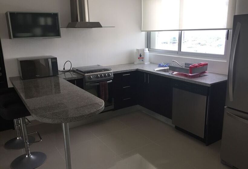 ファミリースイートの２ベッドルーム, Suites Malecon Cancun