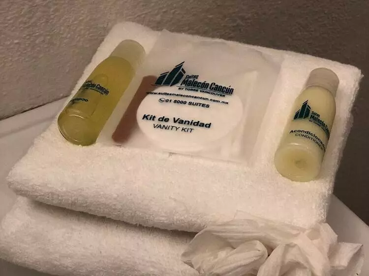 اتاق لوکس با چشم‌انداز دریا, Suites Malecon Cancun